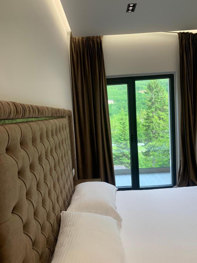 ולבונה Fusha E Gjes Hotel מראה חיצוני תמונה